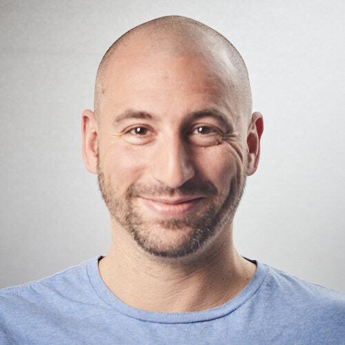 Jeremias Bührer Filialleiter und Hörgeräteakustiker der HZ Basel